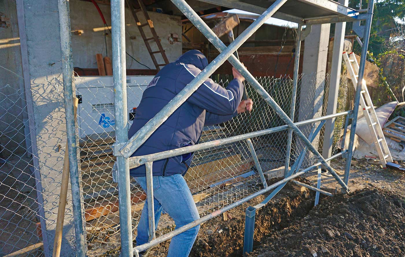 Earthing of a solar power station