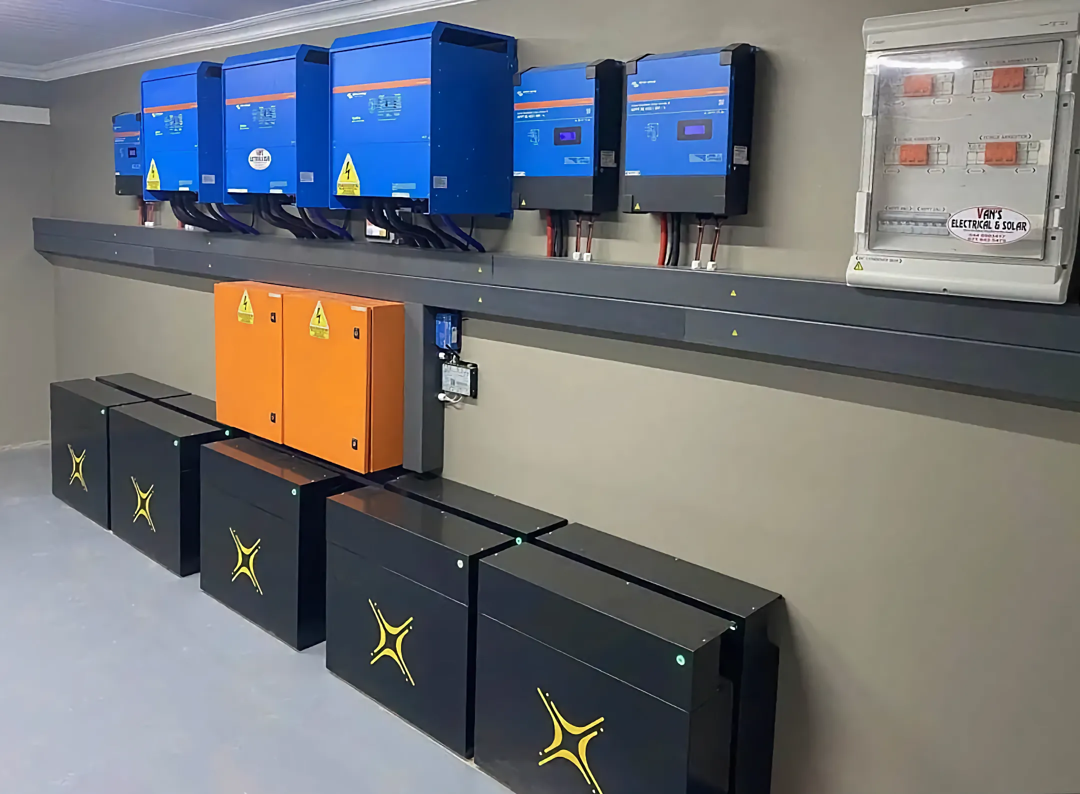Example of Solar MD battery installation with Victron inverters and controllers